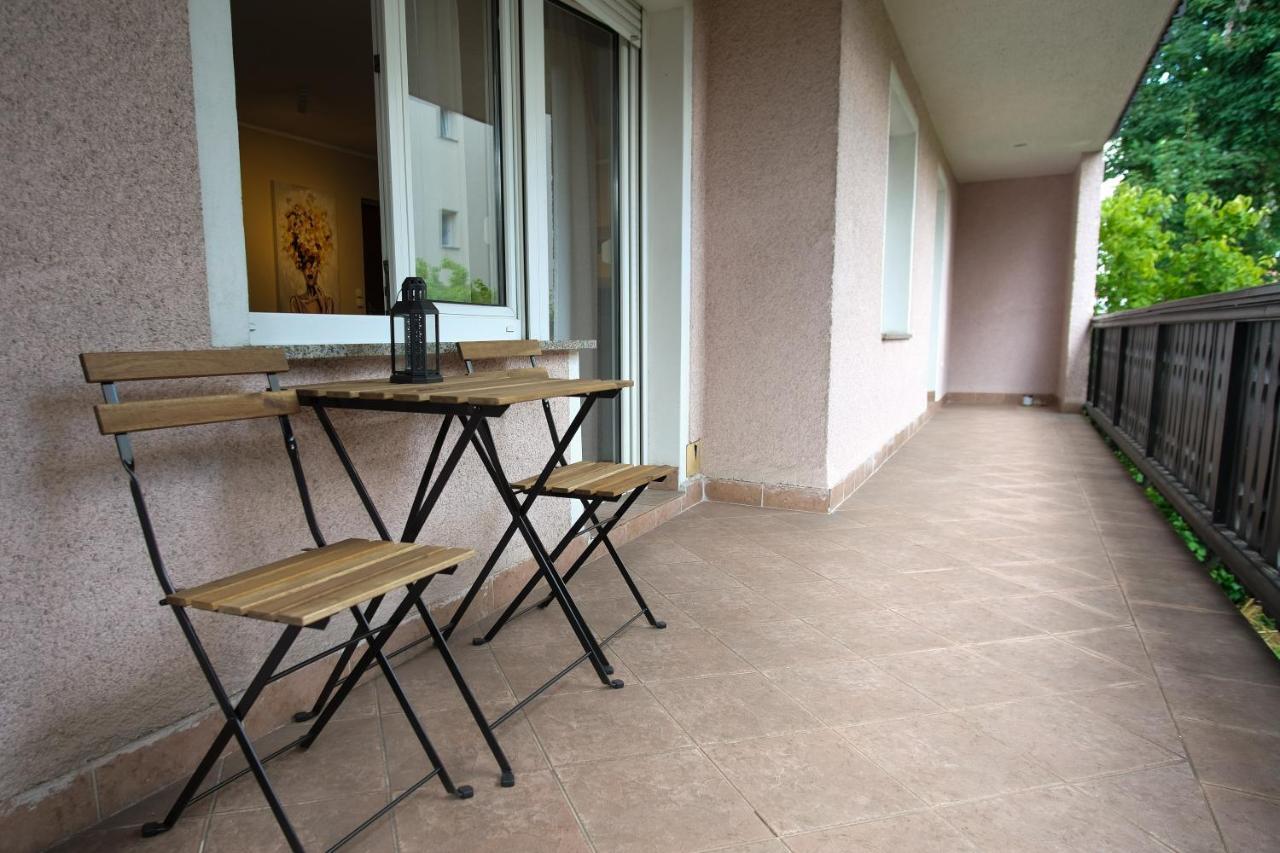 M16 Spacious And Bright Apartman